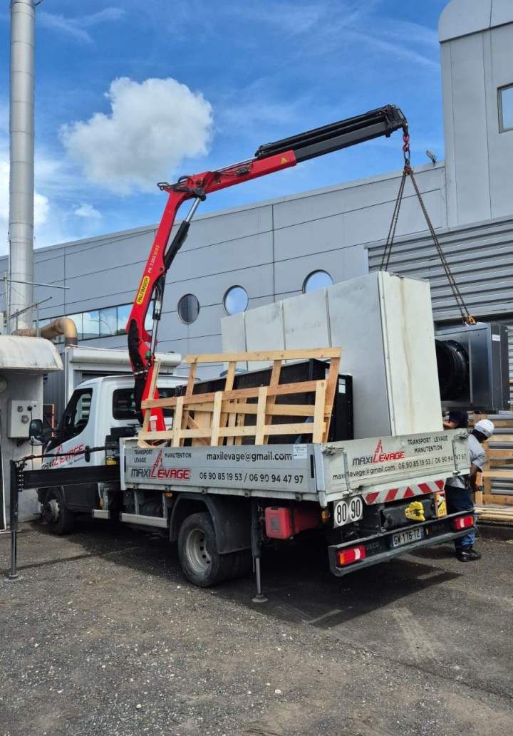 Enlèvement des matériels usagés sur site après installation des équipements neufs
